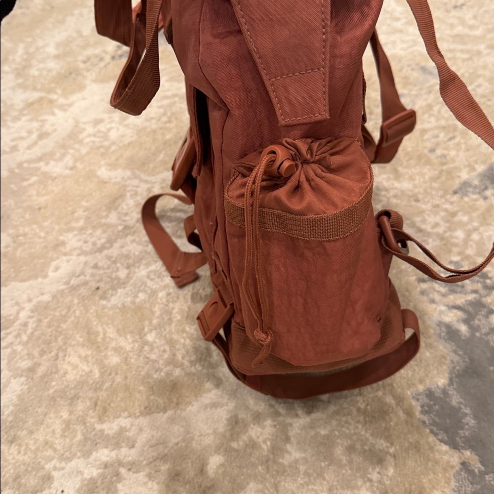 Tommy Bahama Dark Dusty Pink
Terracotta Convertible Backpack Laptop
Bag - Picture 5 of 12